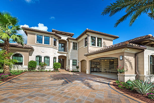 Best Professional Driveway Pavers  in Loughman, FL
